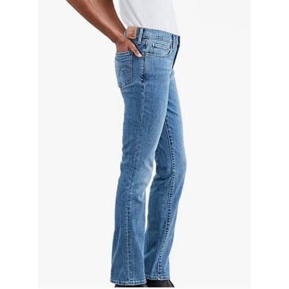 Levis Jeans Womens Size 12 Blue 505 Straight Leg Medium Wash Distressed Denim - Picture 3 of 12